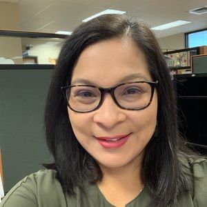 Meet your Posher, Valerie